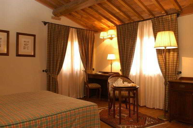 Unahotels Palazzo Mannaioni Toscana Montaione Exterior foto