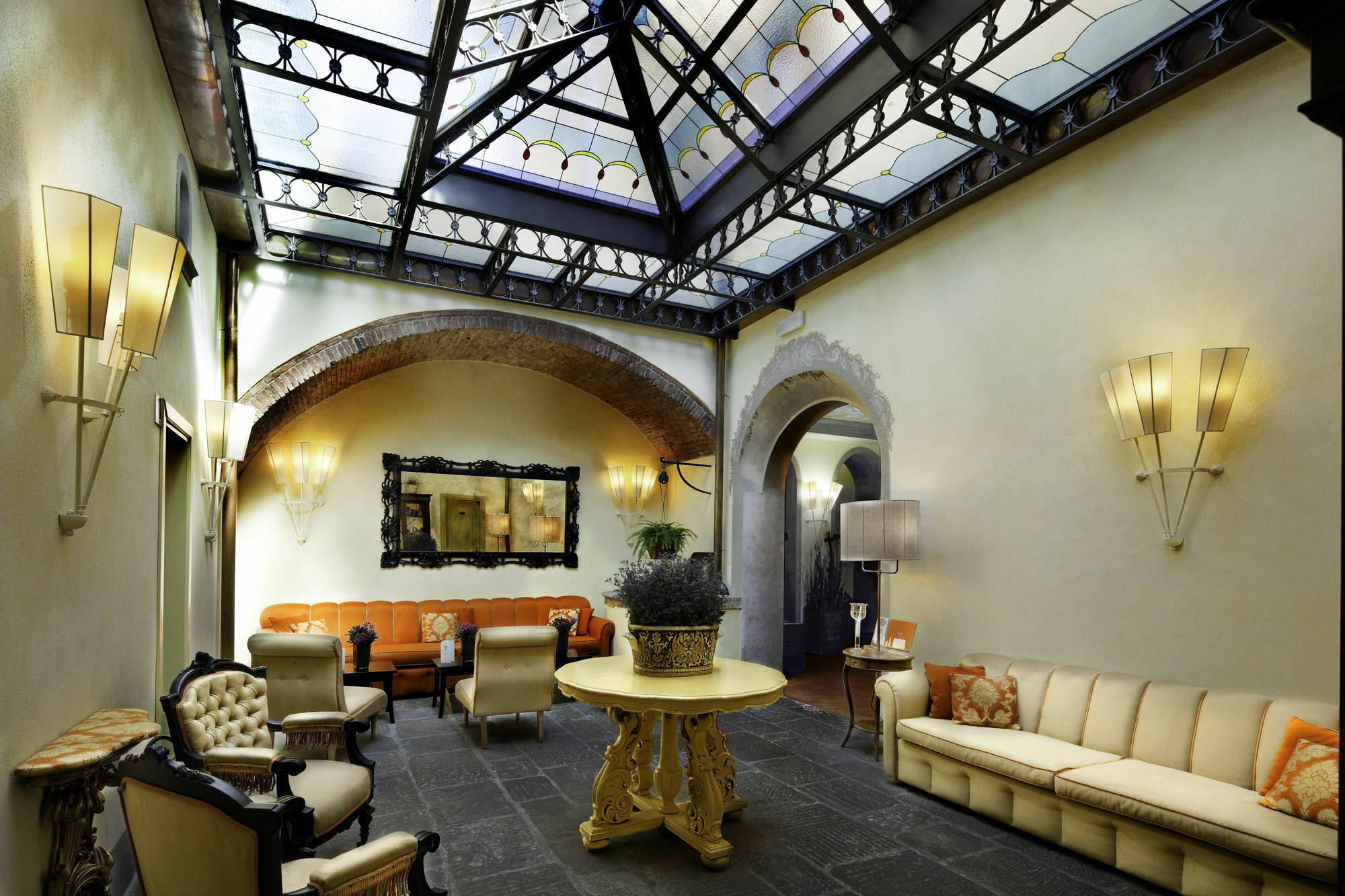Unahotels Palazzo Mannaioni Toscana Montaione Exterior foto